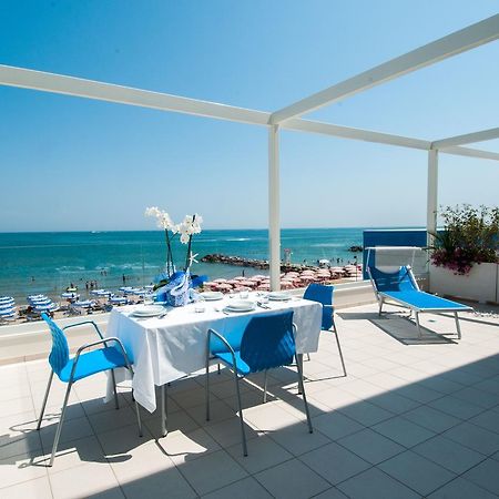 Lungomare Relax Residence มิซาโน อาดรีอาติโก ภายนอก รูปภาพ