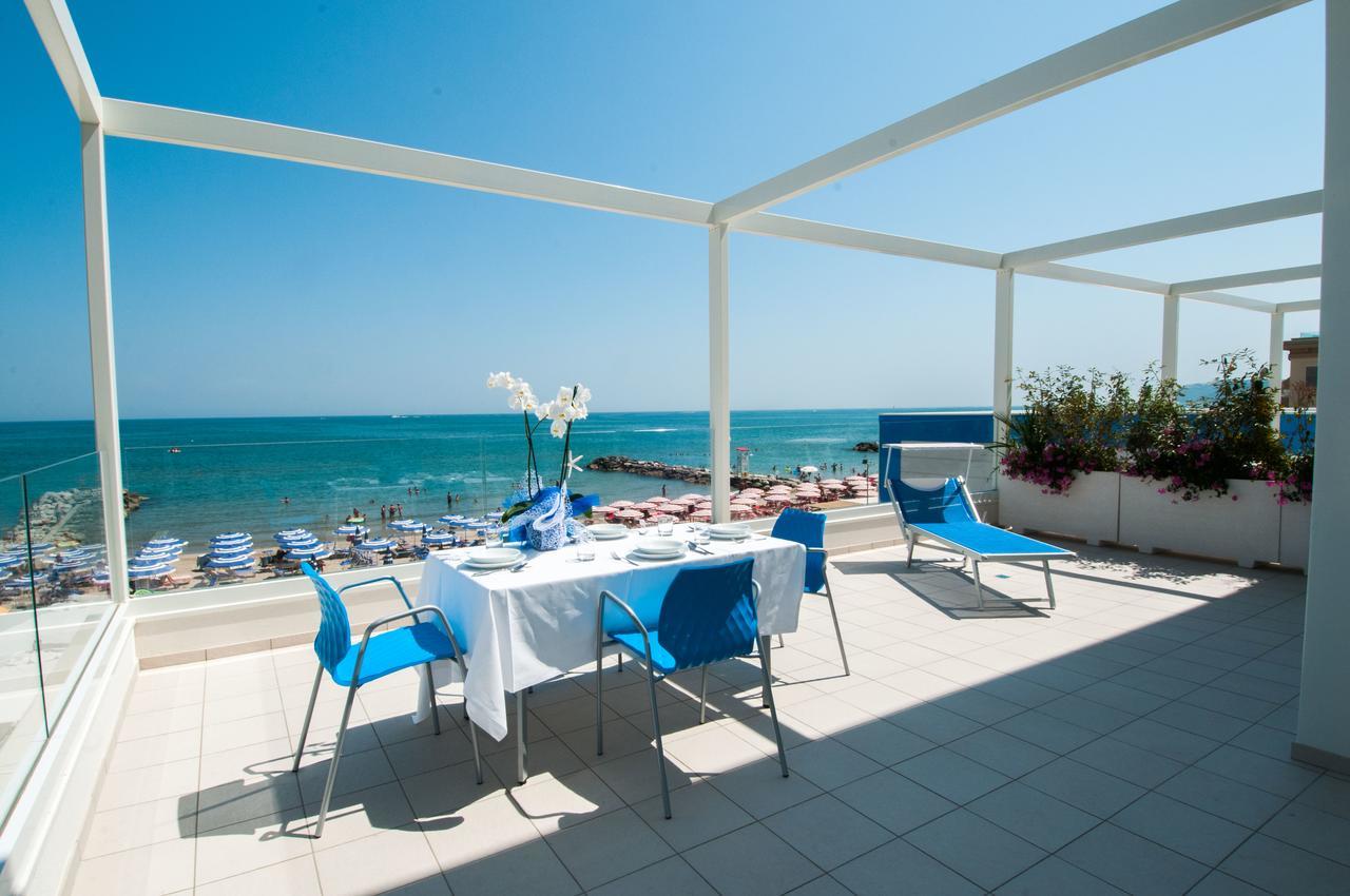 Lungomare Relax Residence มิซาโน อาดรีอาติโก ภายนอก รูปภาพ