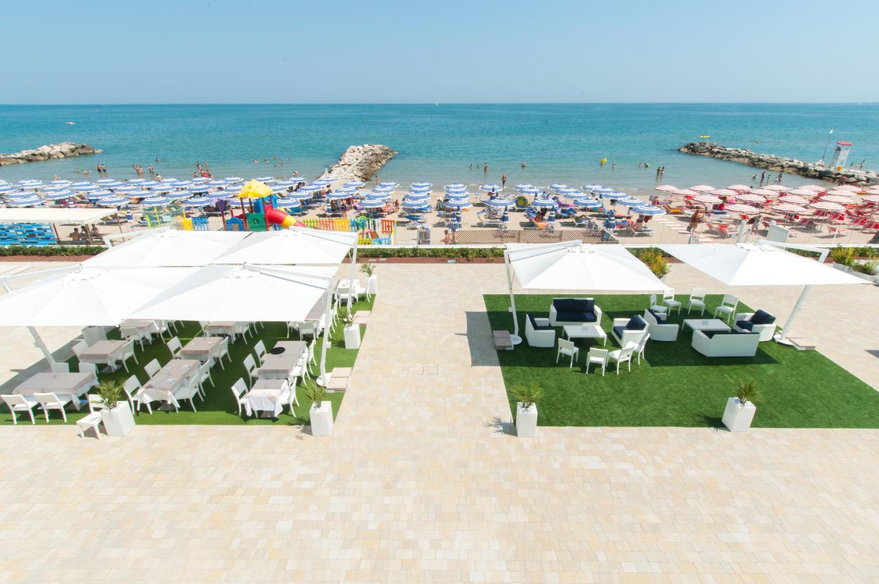 Lungomare Relax Residence มิซาโน อาดรีอาติโก ภายนอก รูปภาพ