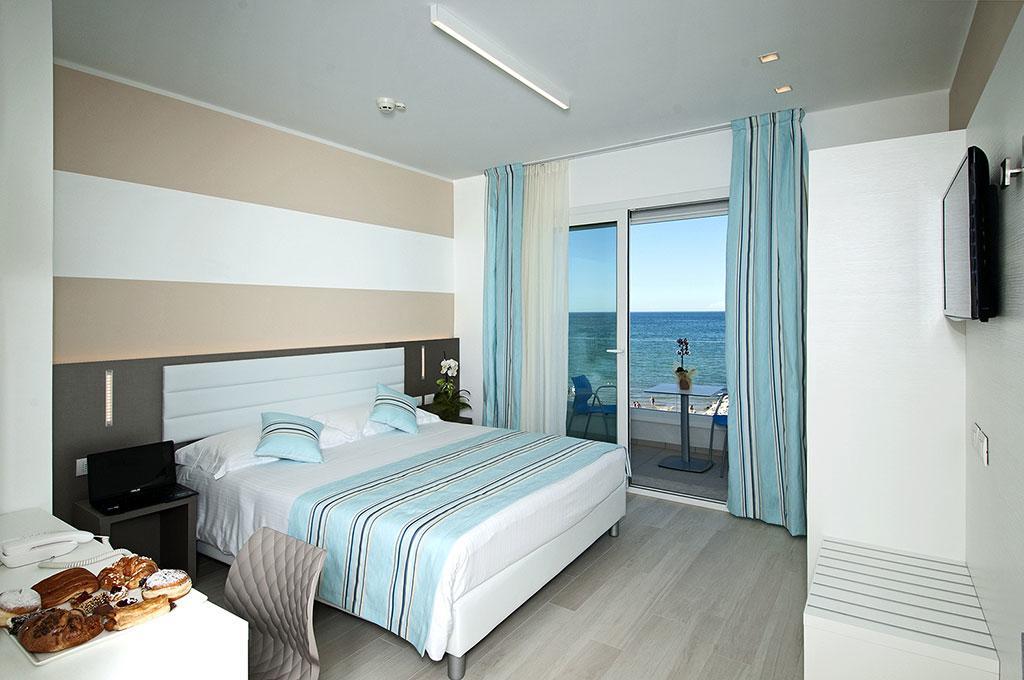 Lungomare Relax Residence มิซาโน อาดรีอาติโก ภายนอก รูปภาพ